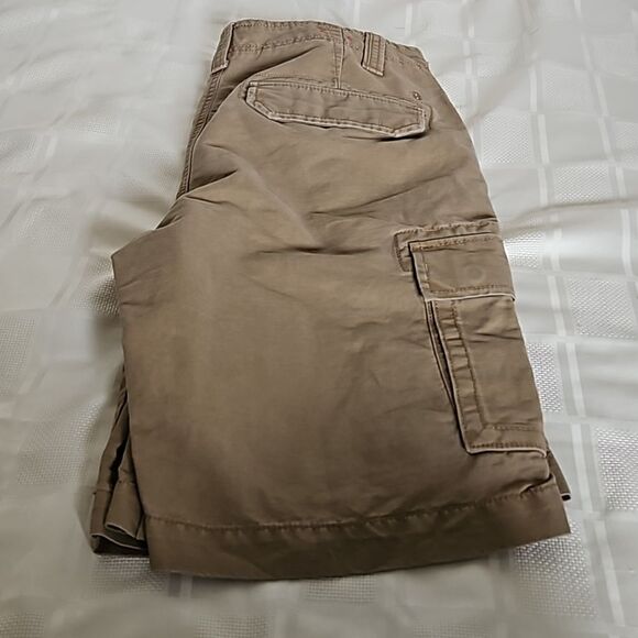 IZOD Men's Cargo Cotton Shorts Khaki Size 30 - Picture 15 of 16